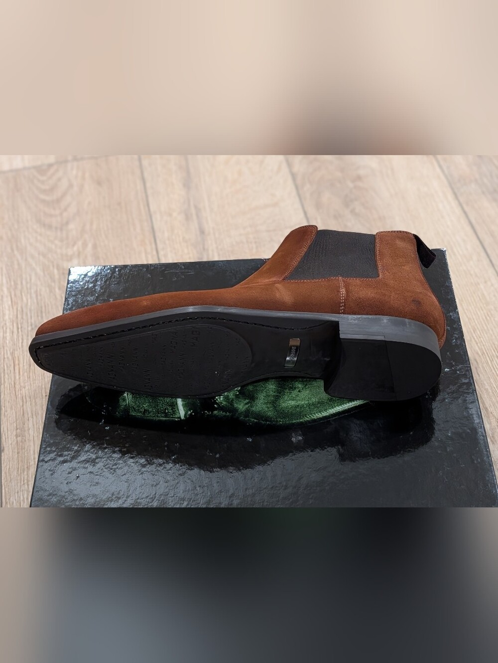 $495 Mens Magnanni "Shaw" Suede Chelsea Boots Cognac US 11 - Picture 6 of 8